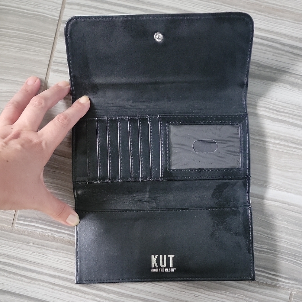 Kut from the Kloth Black and White Striped Wallet - Picture 2 of 6